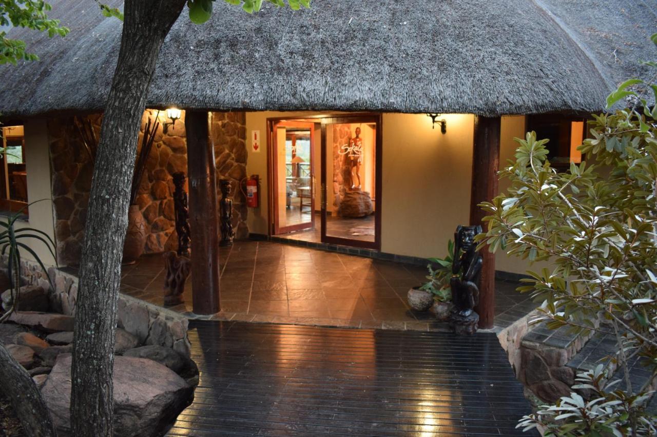 Sekala Private Game Lodge Welgevonden Game Reserve Bagian luar foto