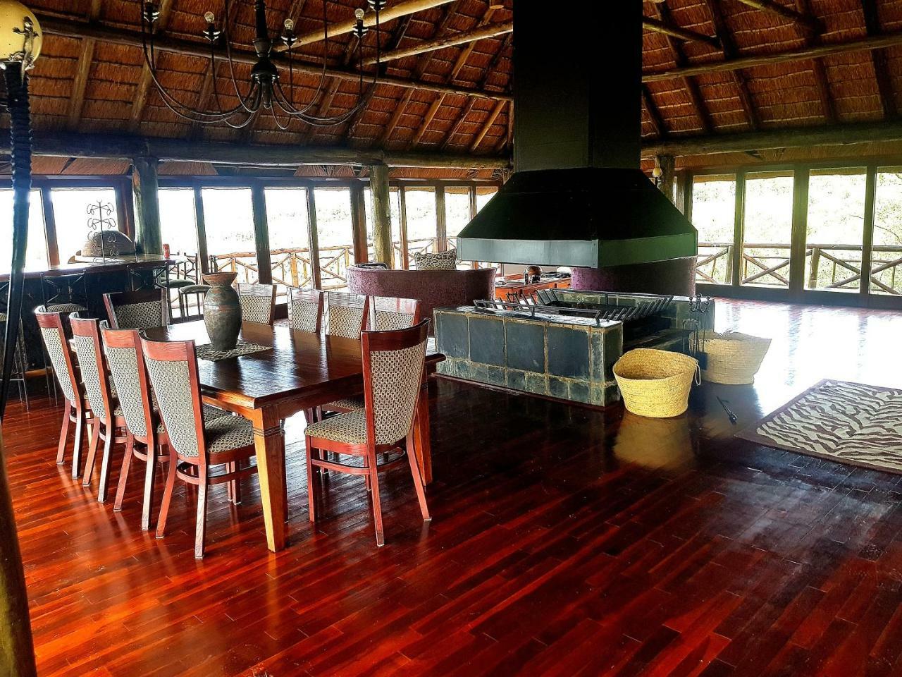 Sekala Private Game Lodge Welgevonden Game Reserve Bagian luar foto